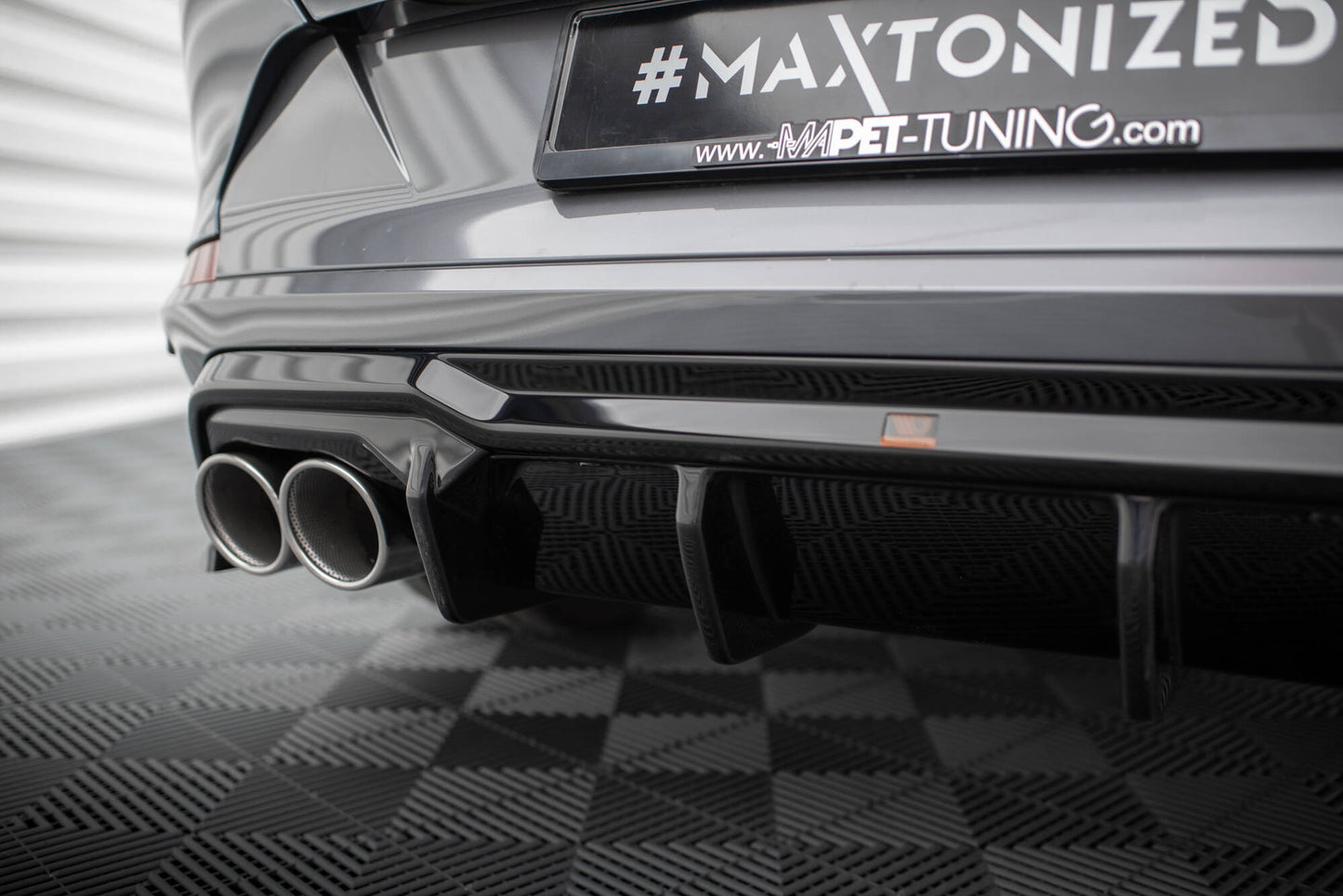 Maxton Diffusor Heck Ansatz für + Endschalldampfer Sportauspuff Attrappe Cupra Formentor Mk1
