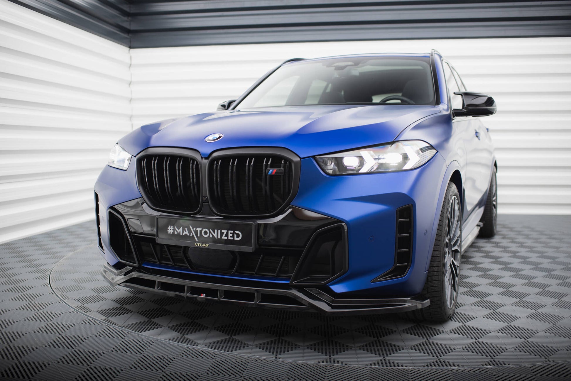 Maxton Front Ansatz V.1 für BMW X5 M-Paket G05 Facelift schwarz Hochglanz
