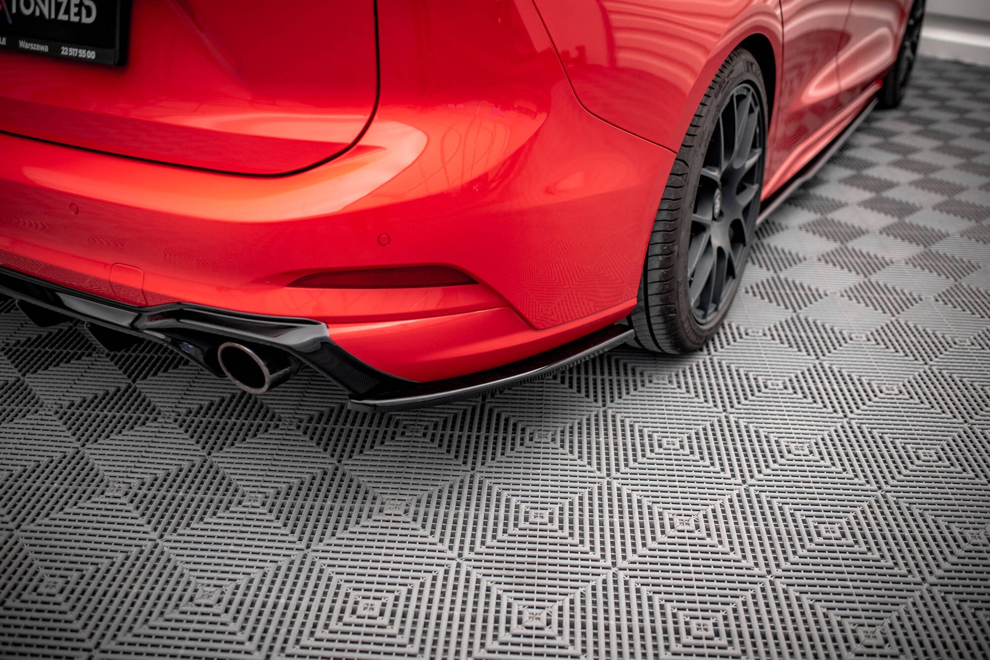 Maxton Heck Ansatz Flaps Diffusor V.7 für Ford Focus Kombi ST Mk4 schwarz Hochglanz