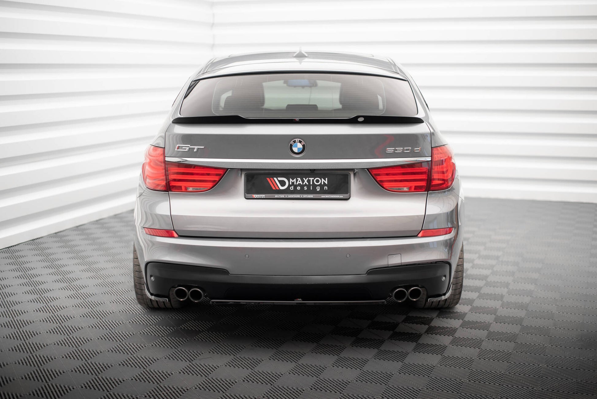 Maxton Spoiler CAP für BMW 5er GT M-Paket F07 schwarz Hochglanz