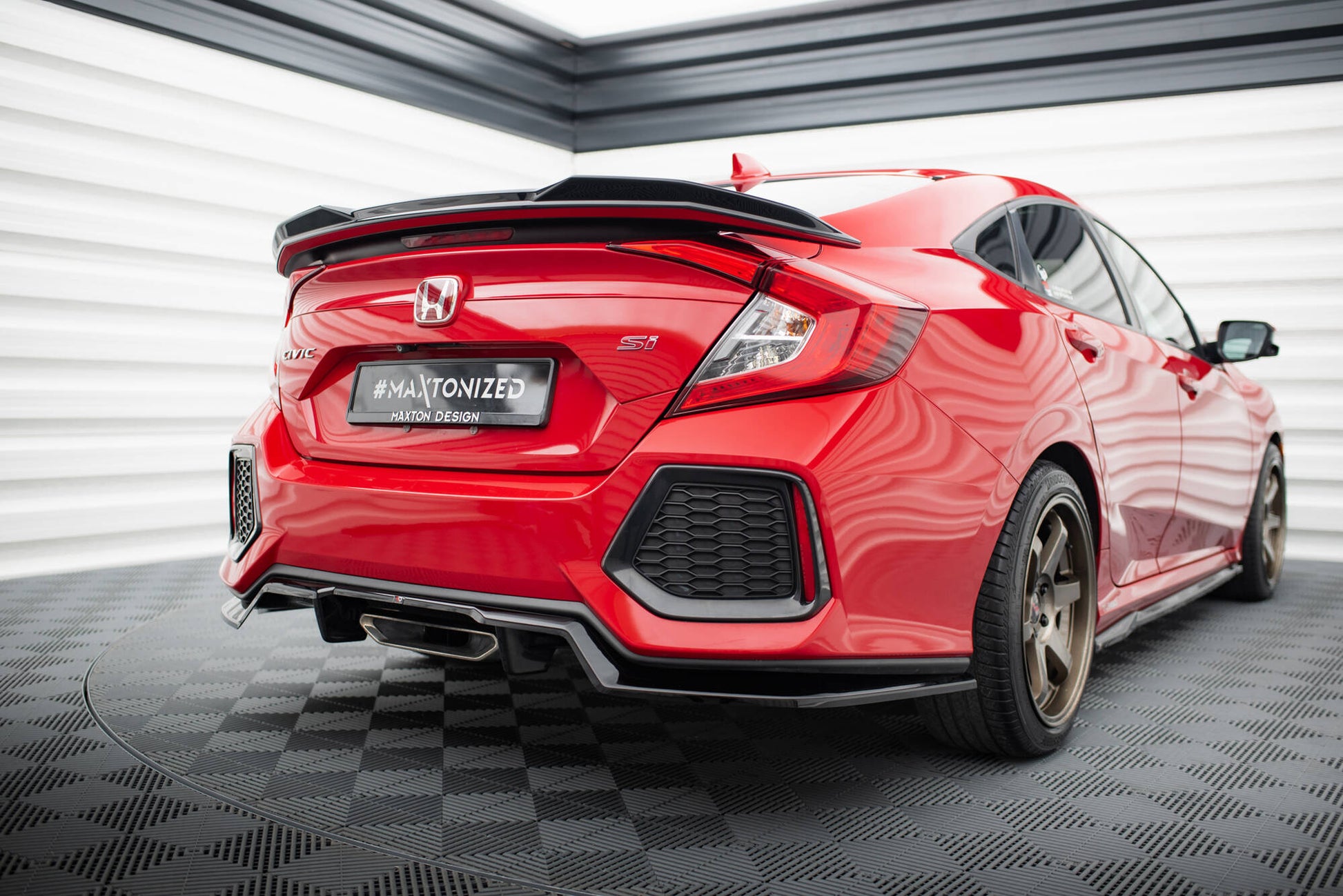 Maxton Mittlerer Diffusor Heck Ansatz DTM Look für Honda Civic SI Mk10 schwarz Hochglanz