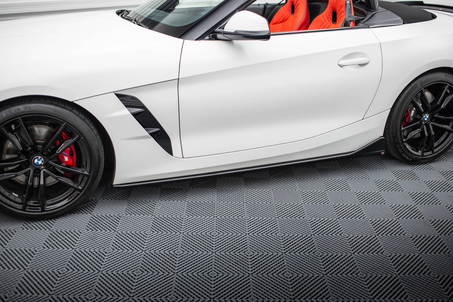 Maxton Seitenschweller Ansatz für BMW Z4 M40i / M-Paket G29 Facelift schwarz Hochglanz