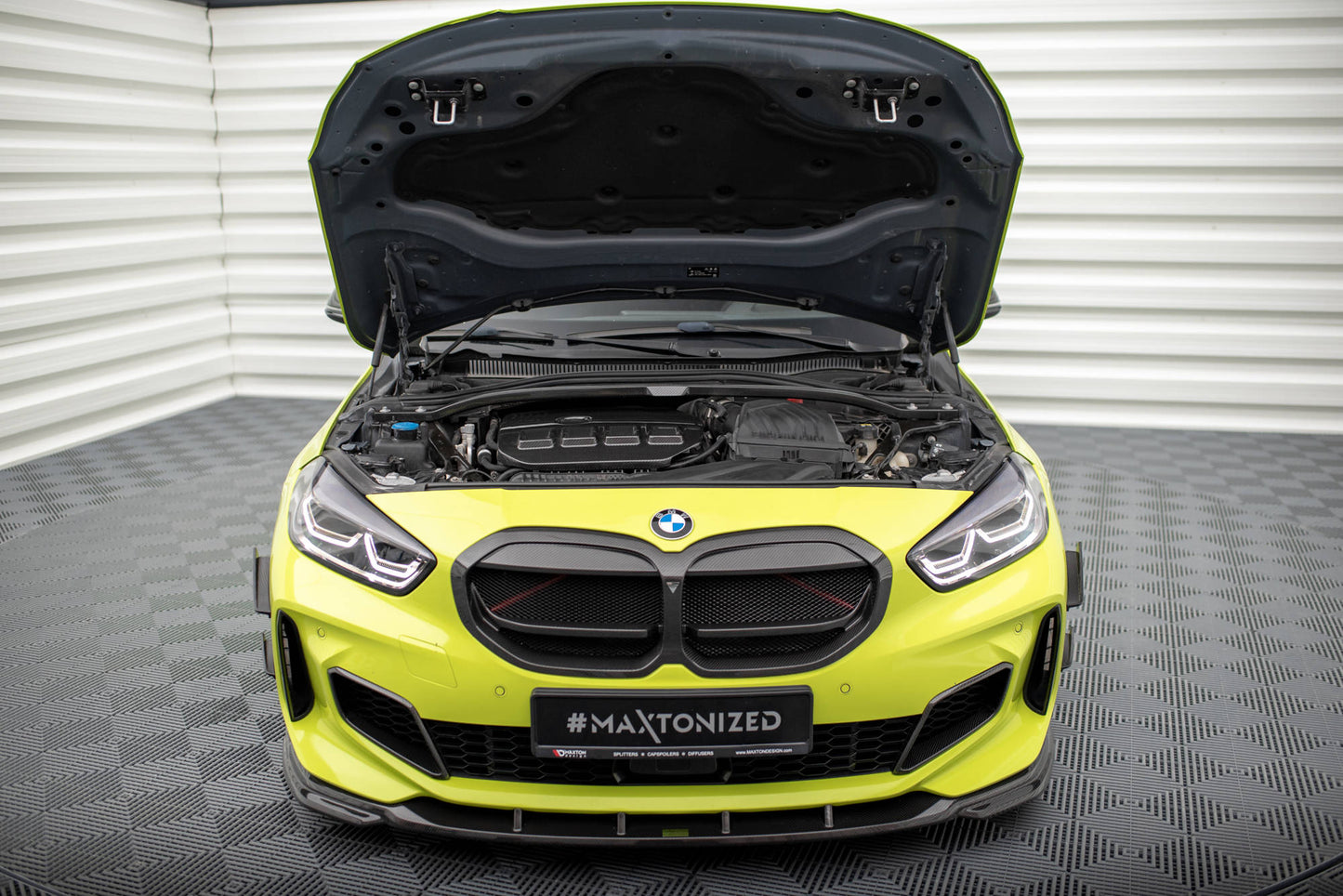 Maxton Carbon Fiber Engine Cover BMW 1er F40 M135i