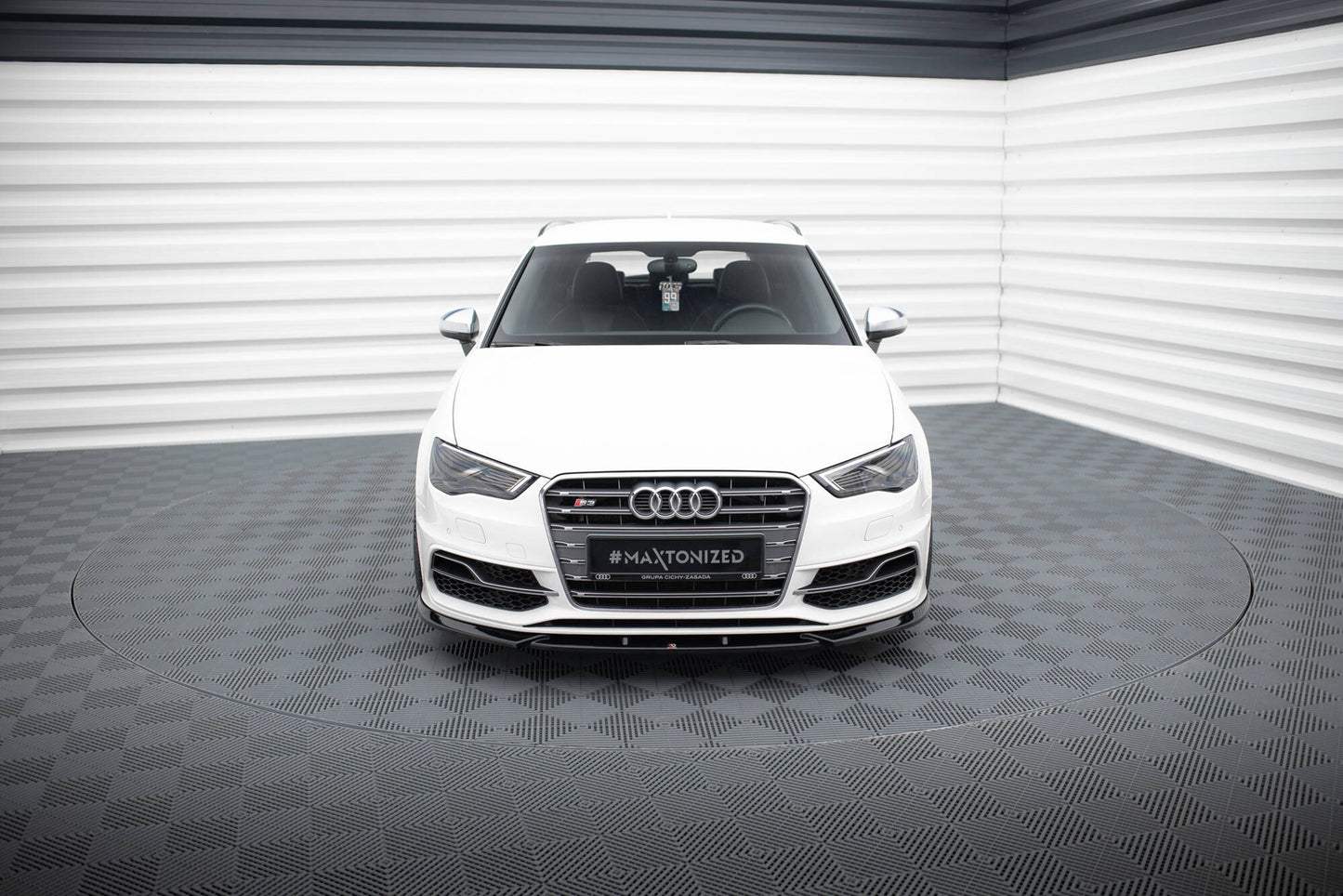 Maxton Front Ansatz V.2 für Audi S3 / A3 S-Line Sportback / Hatchback 8V schwarz Hochglanz