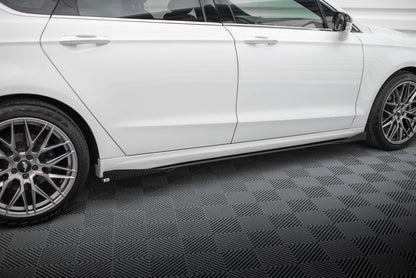Maxton Side Flaps Ford Mondeo Sport Mk5 Facelift / Fusion Sport Mk2 Facelift schwarz Hochglanz