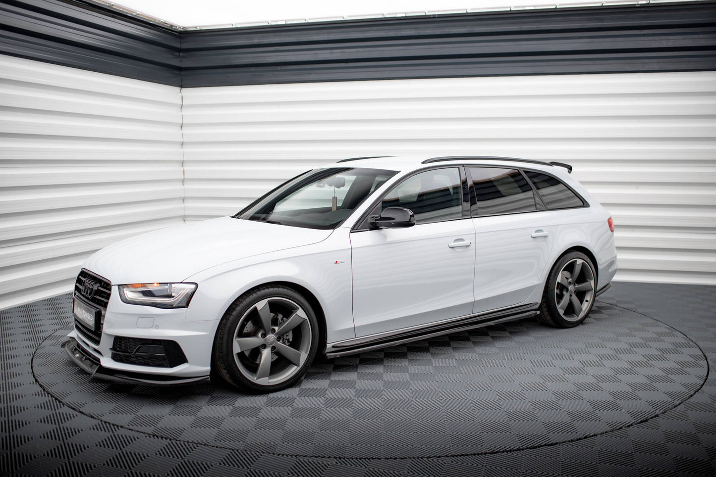 Maxton Seitenschweller Ansatz für V.3 für Audi A4 / A4 S-Line / S4 B8  schwarz Hochglanz