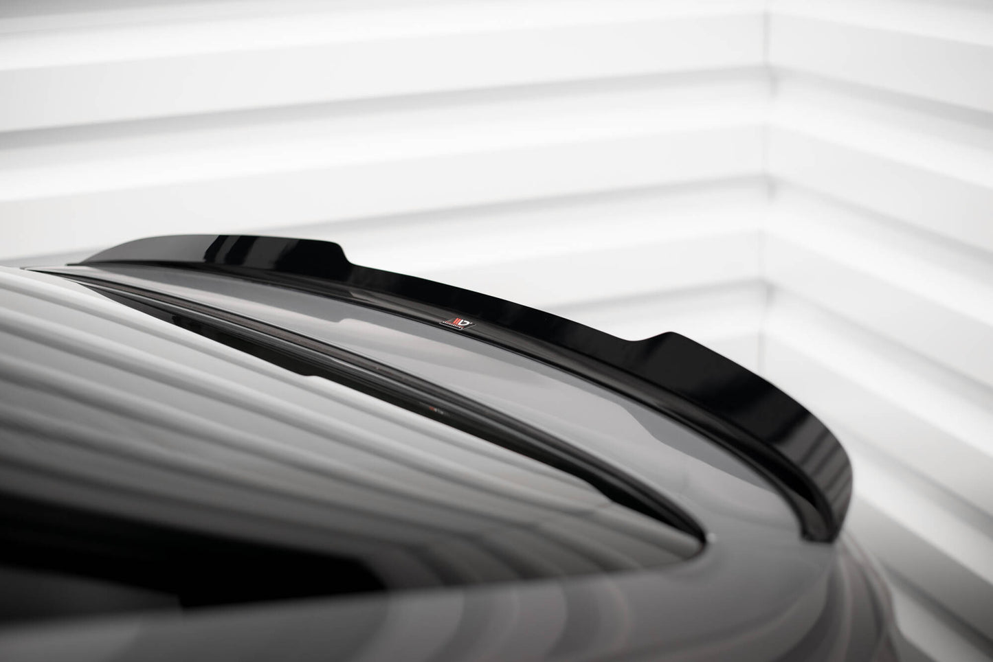 Maxton Spoiler CAP für BMW 5er GT M-Paket F07 schwarz Hochglanz