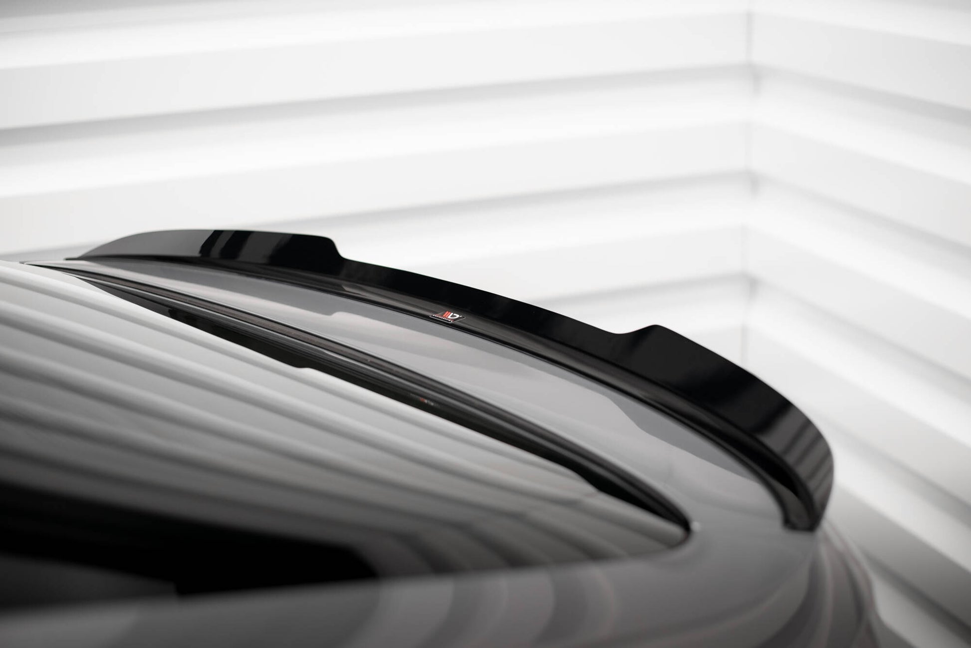 Maxton Spoiler CAP für BMW 5er GT M-Paket F07 schwarz Hochglanz