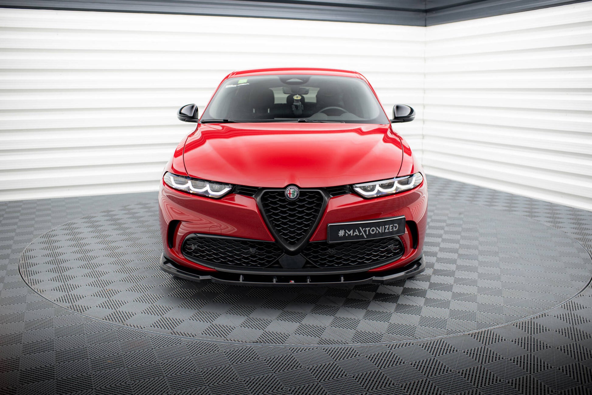 Maxton Front Ansatz V.2 für Alfa Romeo Tonale Mk1 schwarz Hochglanz