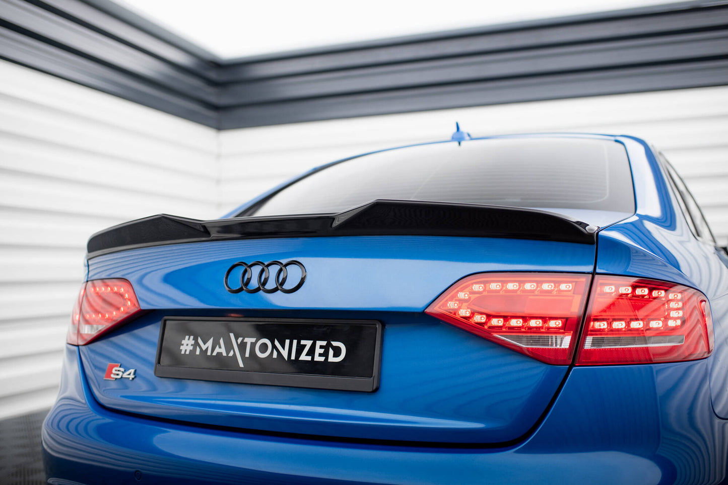 Maxton Spoiler CAP für 3D Audi S4 Limousine B8 schwarz Hochglanz