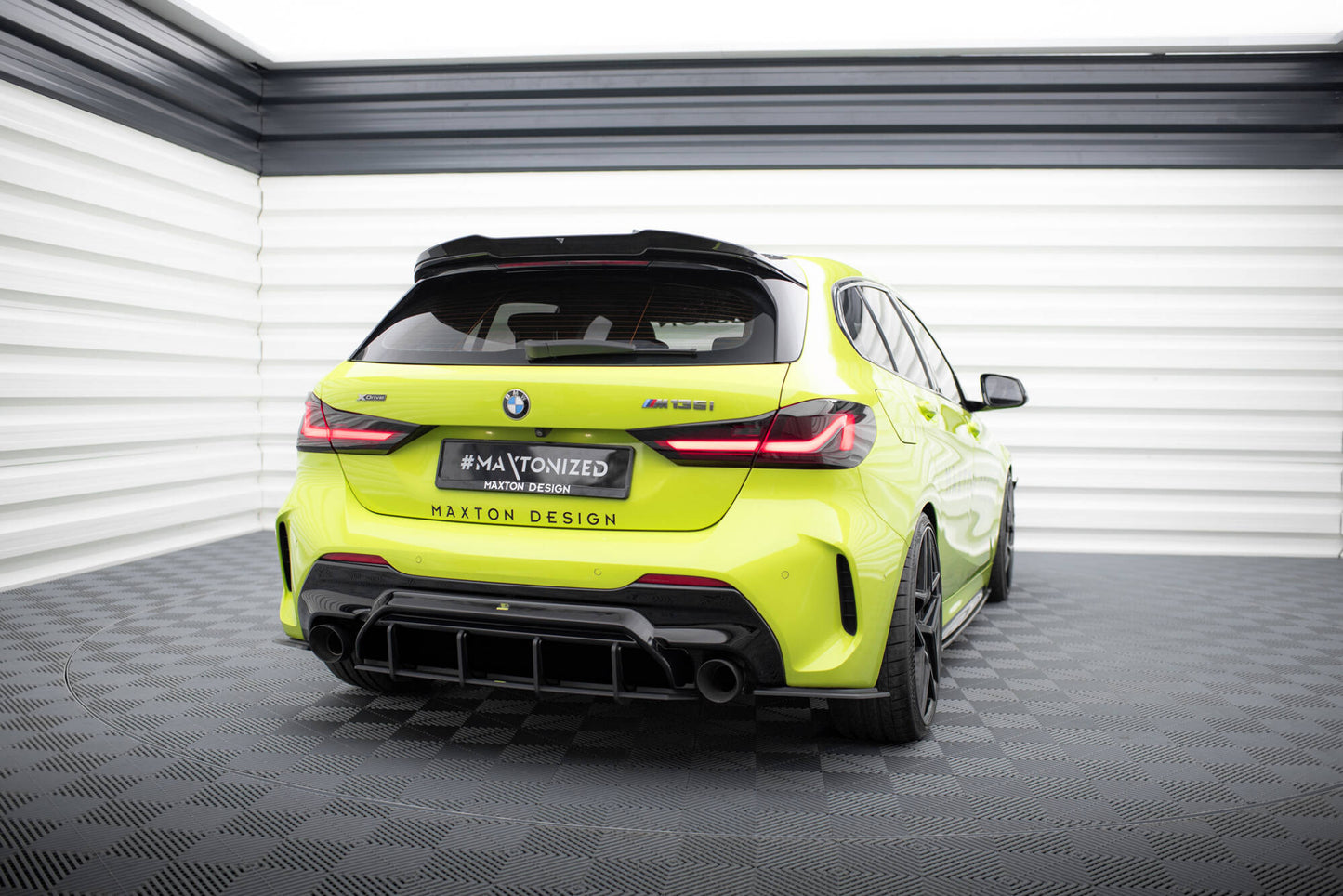 Maxton Street Pro Heckschürze V.2 für BMW 1er F40 M-Paket / M135i