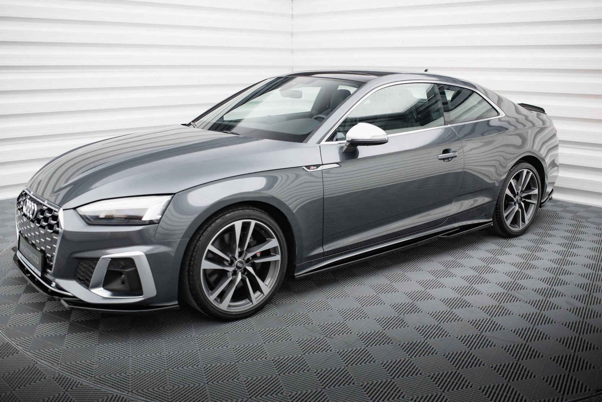 Maxton Seitenschweller Ansatz für Audi S5 Coupe / A5 S-Line Coupe F5 Facelift schwarz Hochglanz