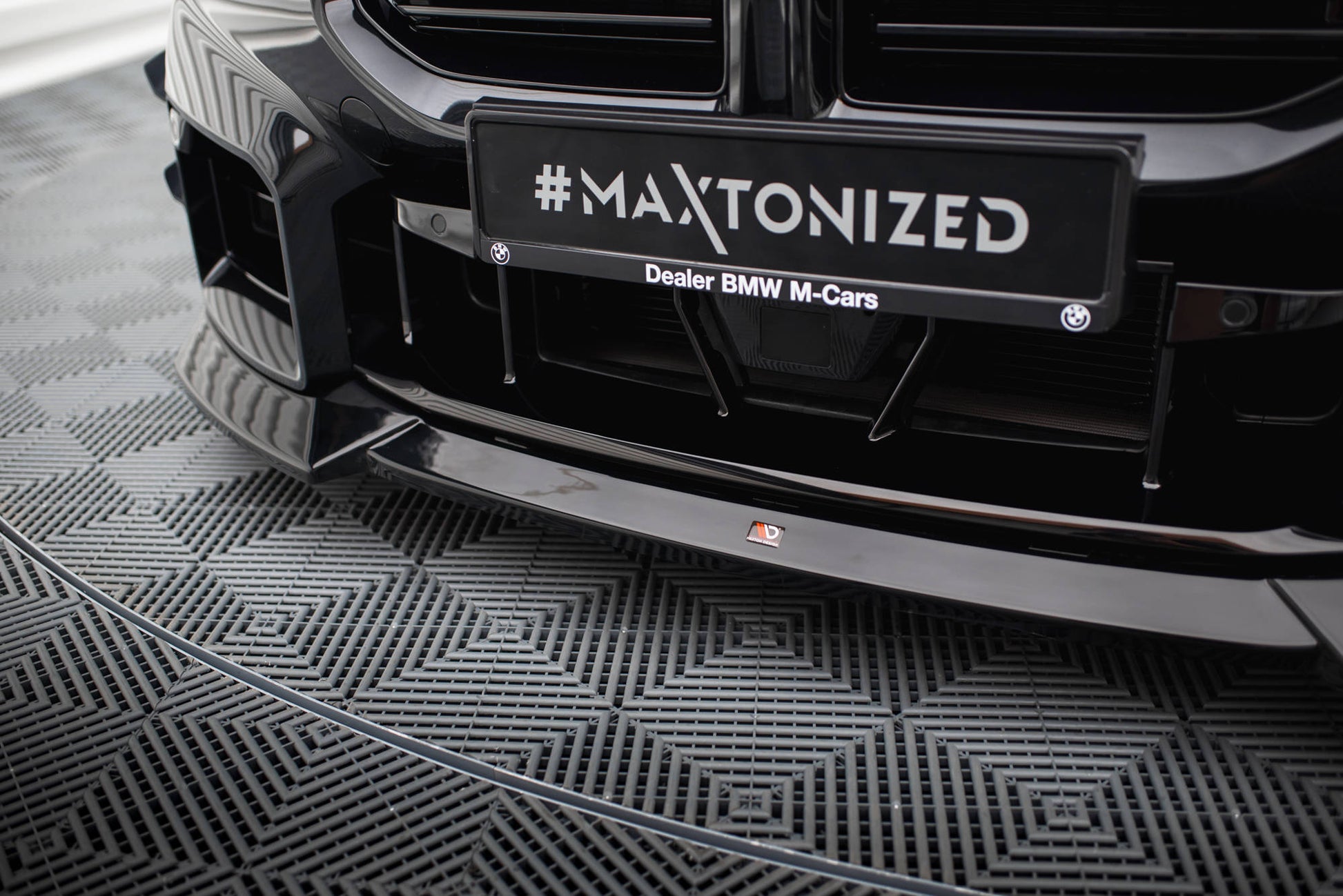 Maxton Front Ansatz V.2 für BMW M2 G87 schwarz Hochglanz