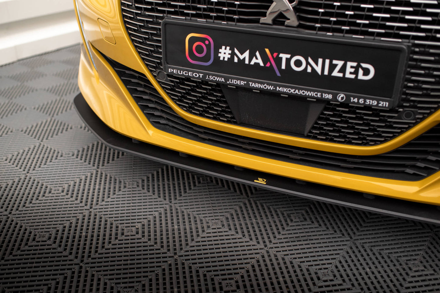 Maxton Street Pro Front Ansatz für für Peugeot 208 GT Mk2