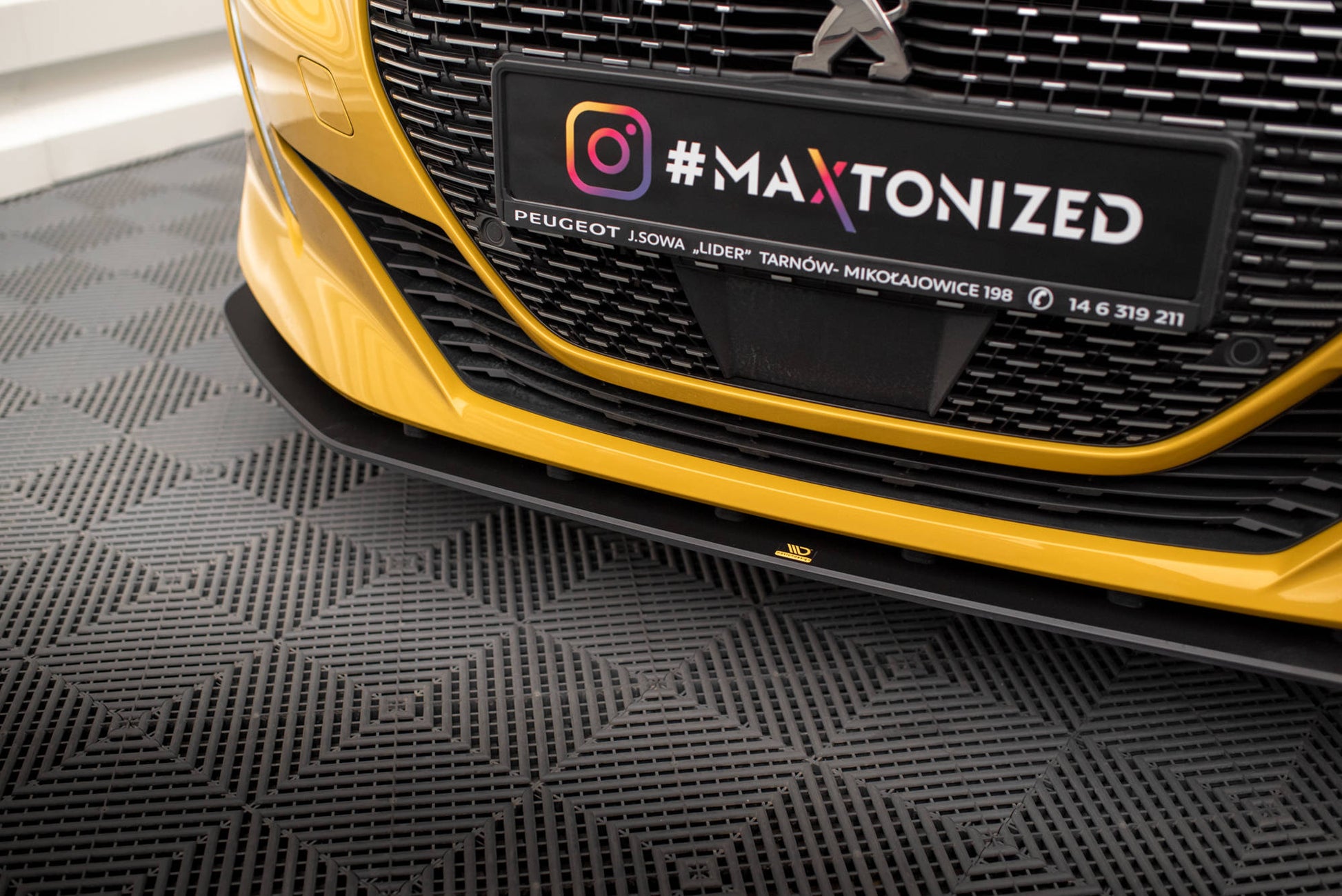 Maxton Street Pro Front Ansatz für für Peugeot 208 GT Mk2