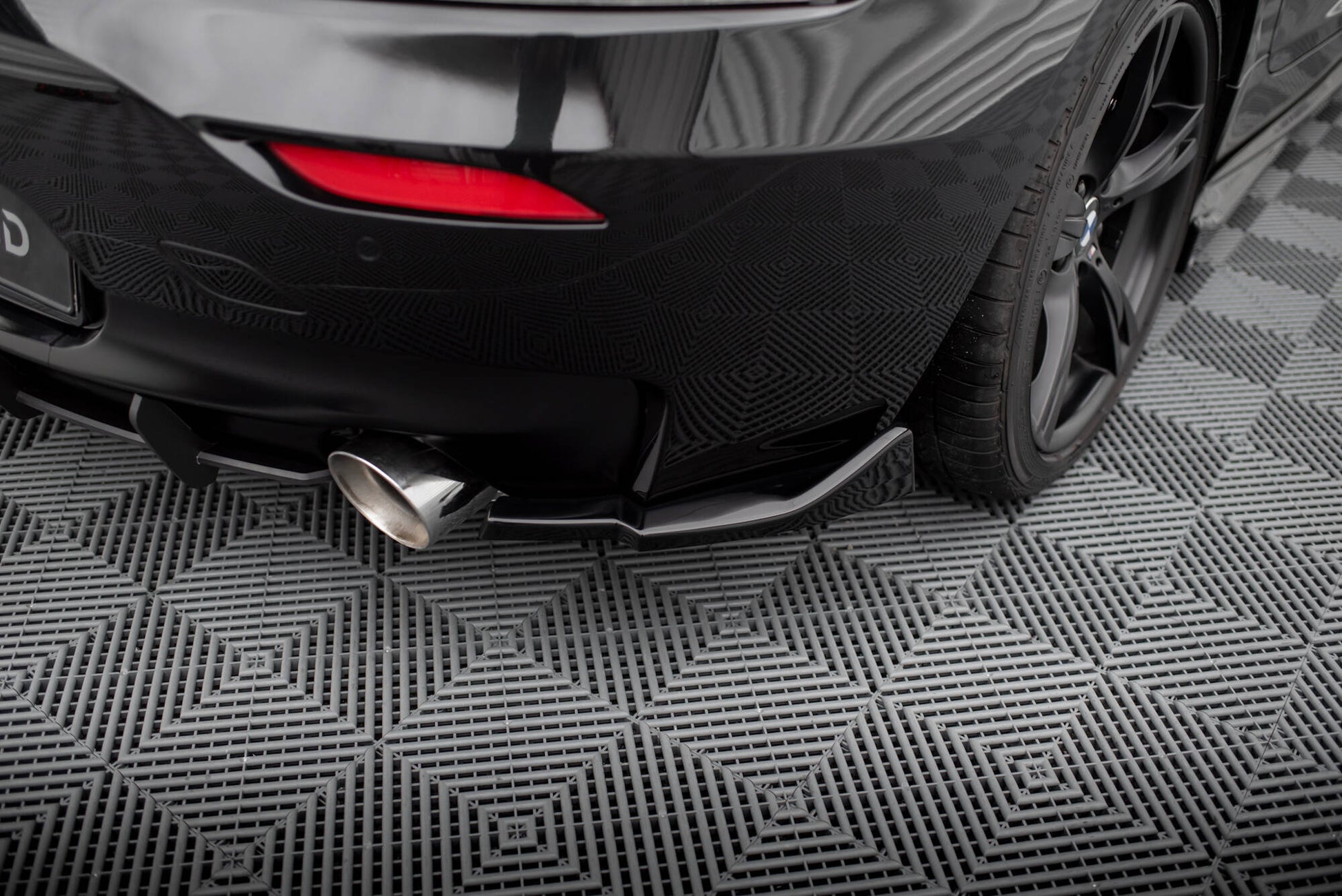 Maxton Heck Ansatz Flaps Diffusor für BMW Z4 M-Paket E89 Facelift schwarz Hochglanz
