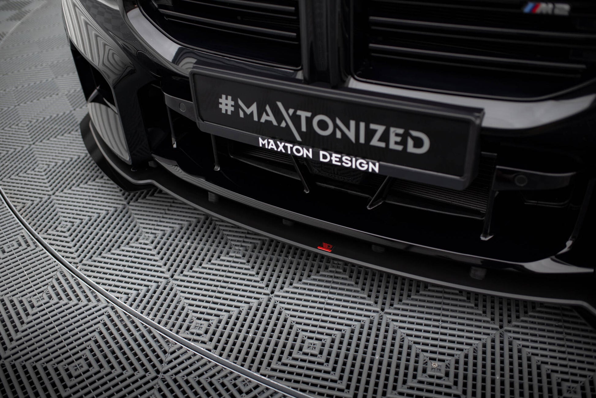 Maxton Street Pro Front Ansatz für +Flaps für V.1 + Flaps BMW M2 G87 schwarz Hochglanz