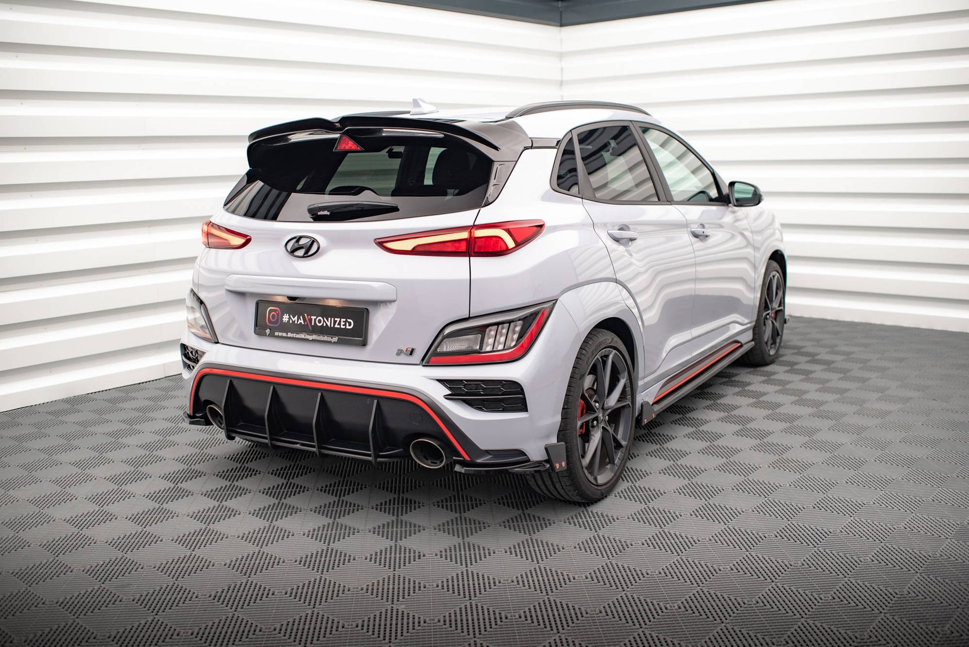 Maxton Heck Ansatz Flaps Diffusor V.1 +Flaps für Hyundai Kona N Mk1