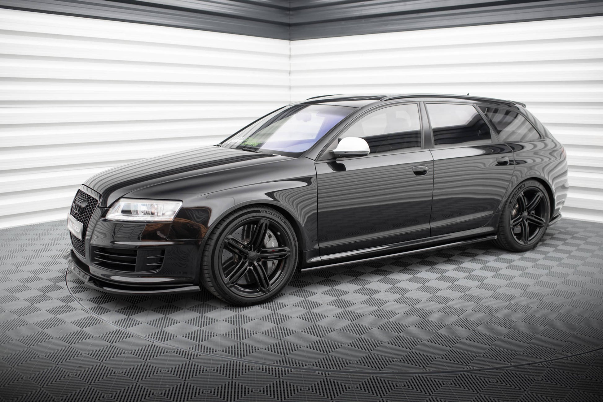 Maxton Seitenschweller Ansatz für V.2 für Audi RS6 Avant C6 schwarz Hochglanz