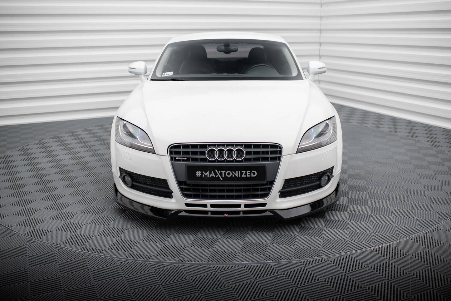 Maxton Front Ansatz V.3 für Audi TT 8J schwarz Hochglanz