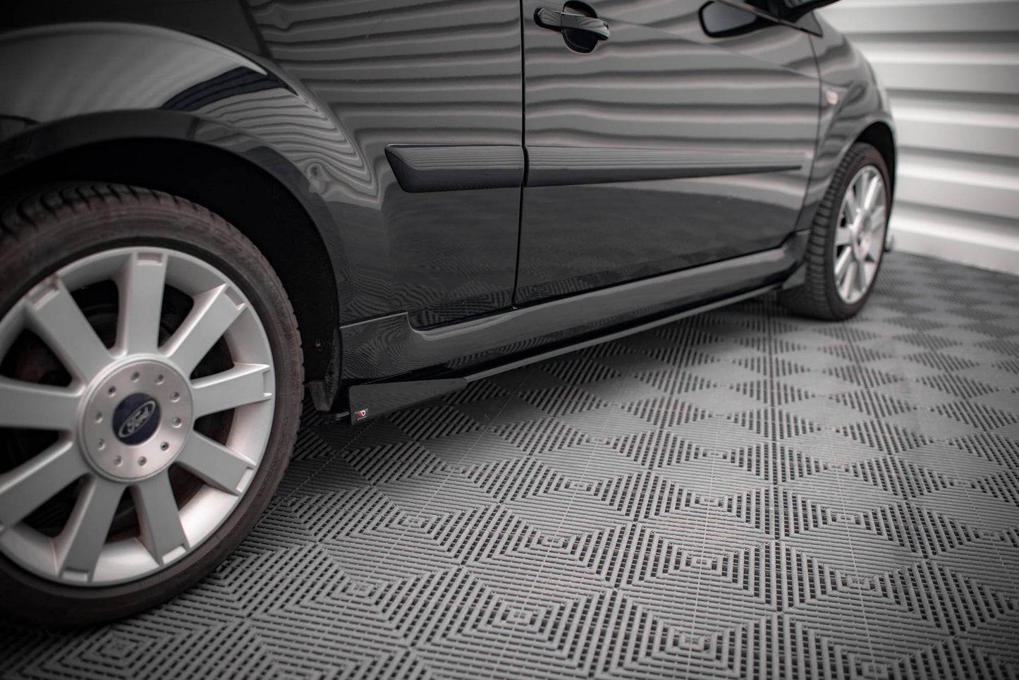 Maxton Street Pro Seitenschweller Ansatz für + Flaps Ford Fiesta ST Mk6 schwarz Hochglanz