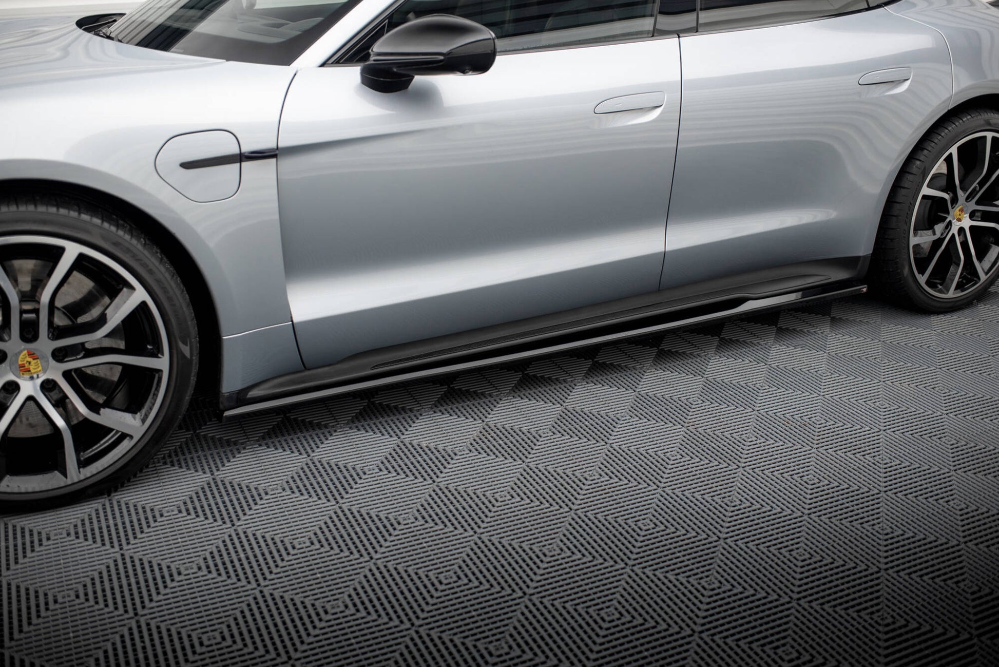 Maxton Seitenschweller Ansatz für Porsche Taycan Sport Design / Taycan 4 Sport Design / Taycan 4S Design / Taycan GTS Spor...