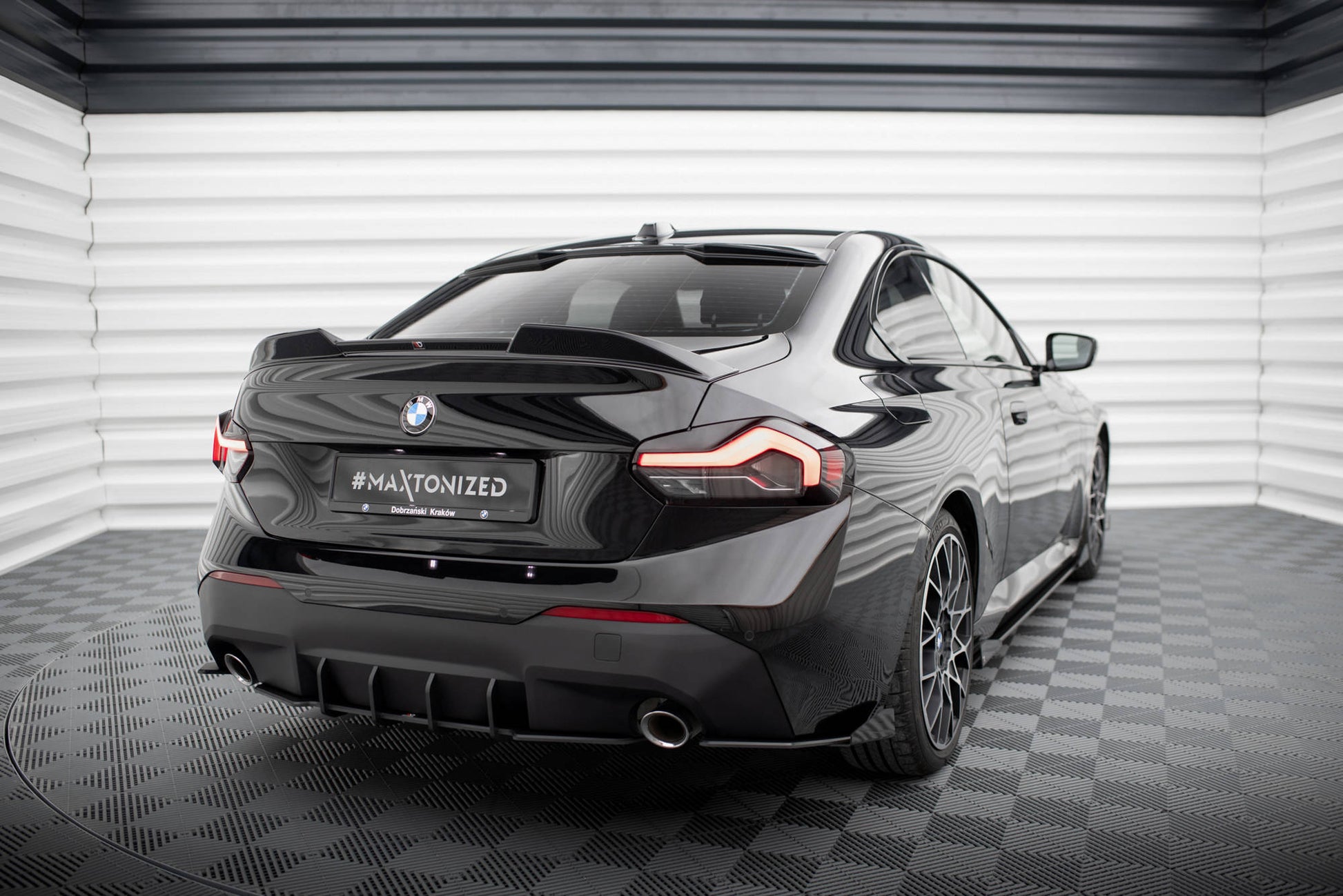 Maxton Street Pro Heck Ansatz Flaps Diffusor +Flaps für BMW 2 Coupe G42 schwarz Hochglanz
