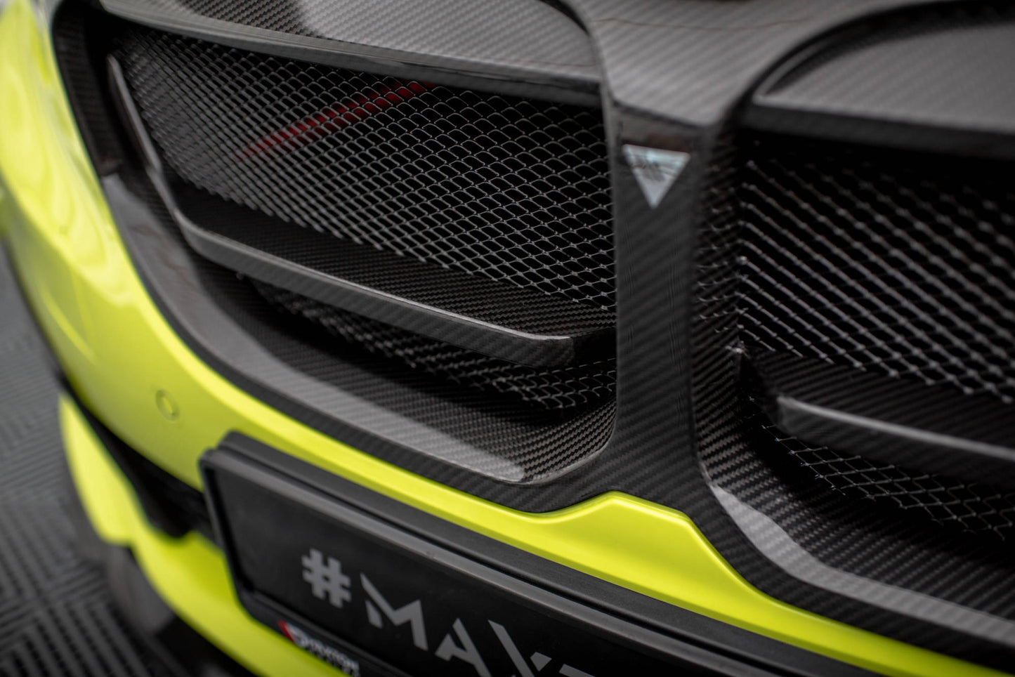 Maxton Carbon Fiber Front Grill BMW 1er F40 M-Paket/ M135i
