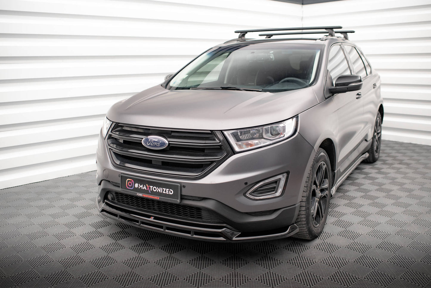 Maxton Front Ansatz für Ford Edge Mk2 schwarz Hochglanz