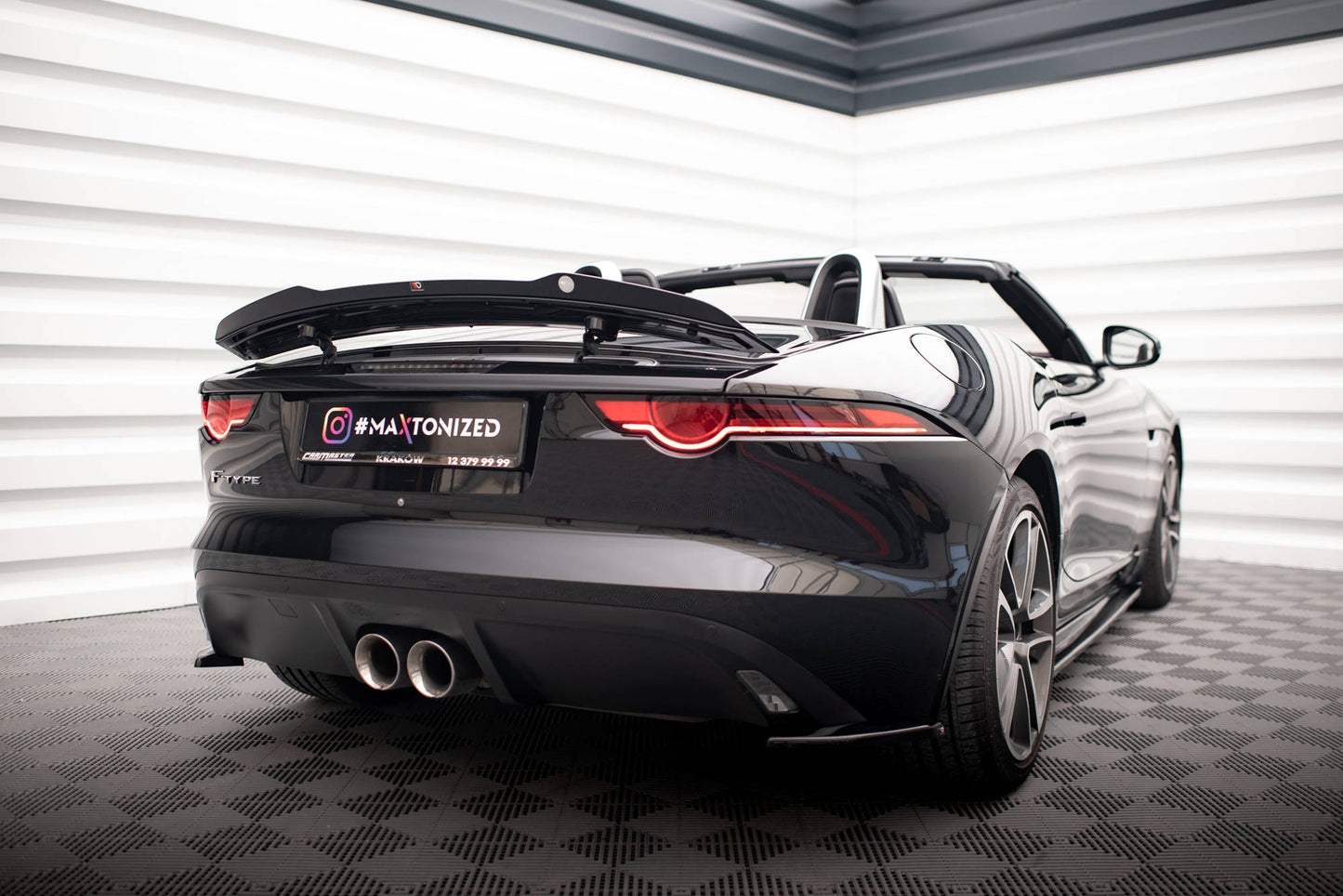 Maxton Spoiler CAP für Jaguar F-Type Mk1 Facelift schwarz Hochglanz