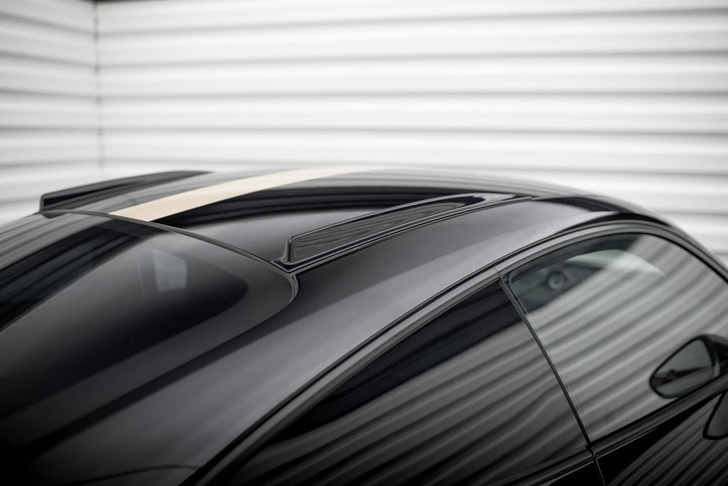 Maxton Kurze Dachschienen Porsche 911 992 GT3 schwarz Hochglanz