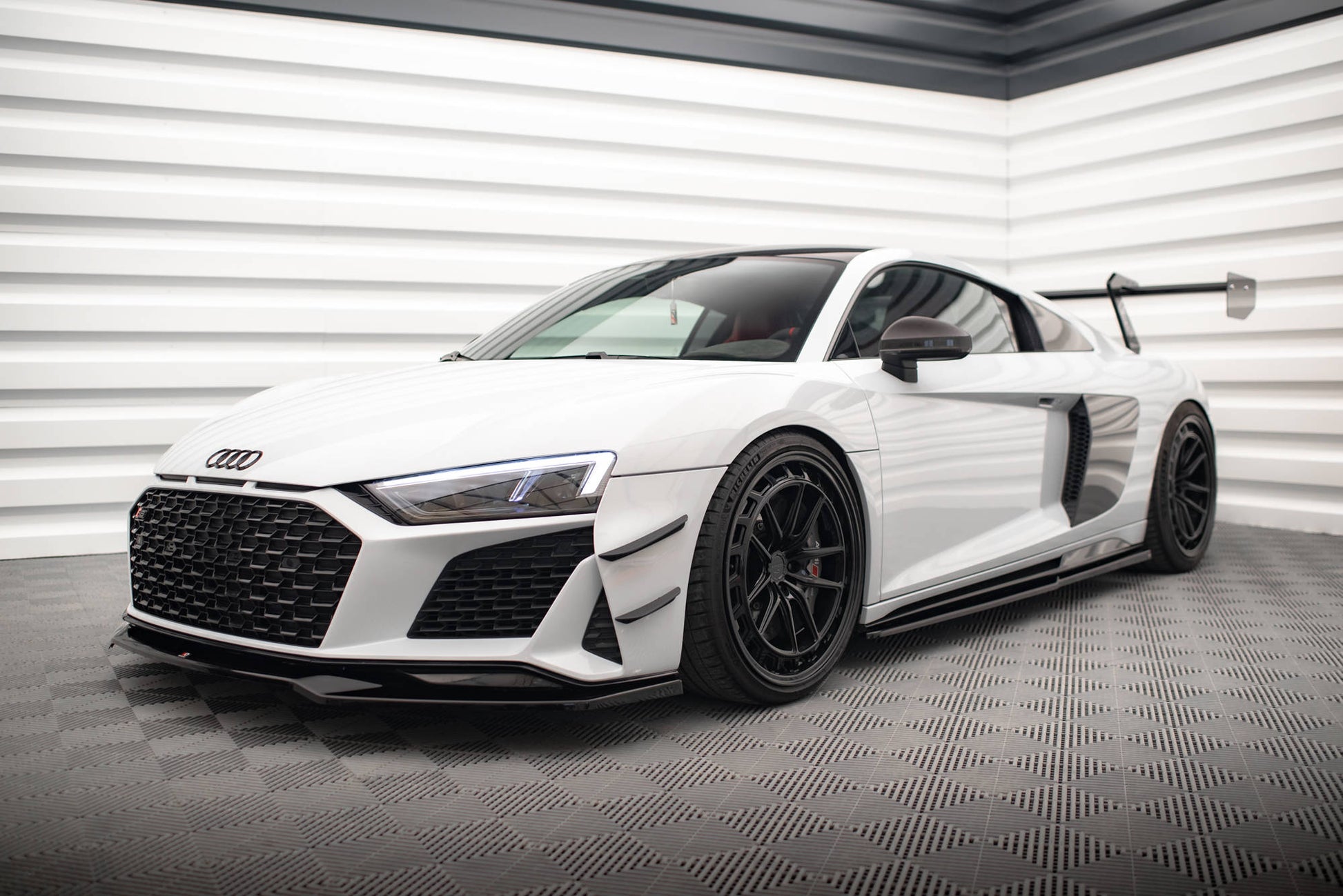 Maxton Stoßstangenflügel vorne (Canards) Audi R8 Mk2 Facelift