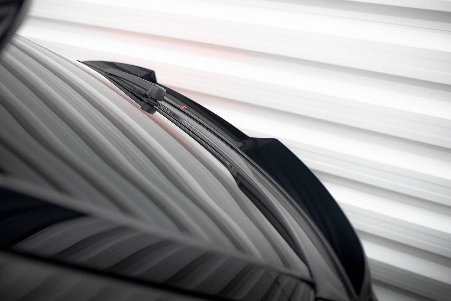 Maxton Niedriger Spoiler CAP für 3D Bentley Bentayga Mk1  schwarz Hochglanz