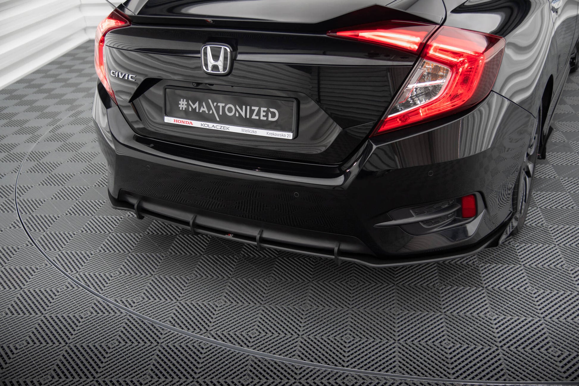 Maxton Street Pro Heck Ansatz Flaps Diffusor +Flaps für Honda Civic Mk10 schwarz Hochglanz