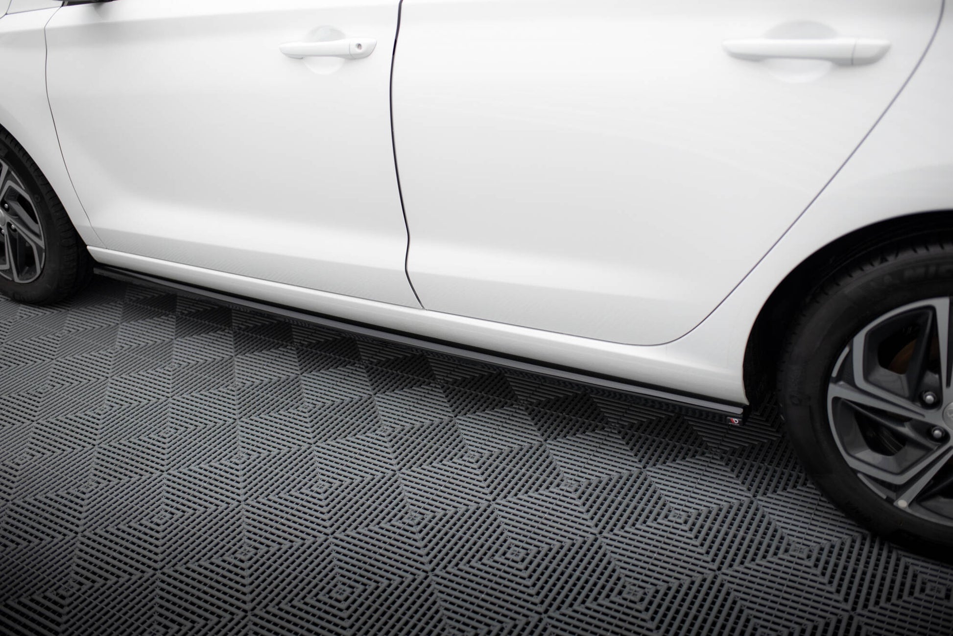 Maxton Seitenschweller Ansatz für Hyundai I30 Mk3 Facelift schwarz Hochglanz