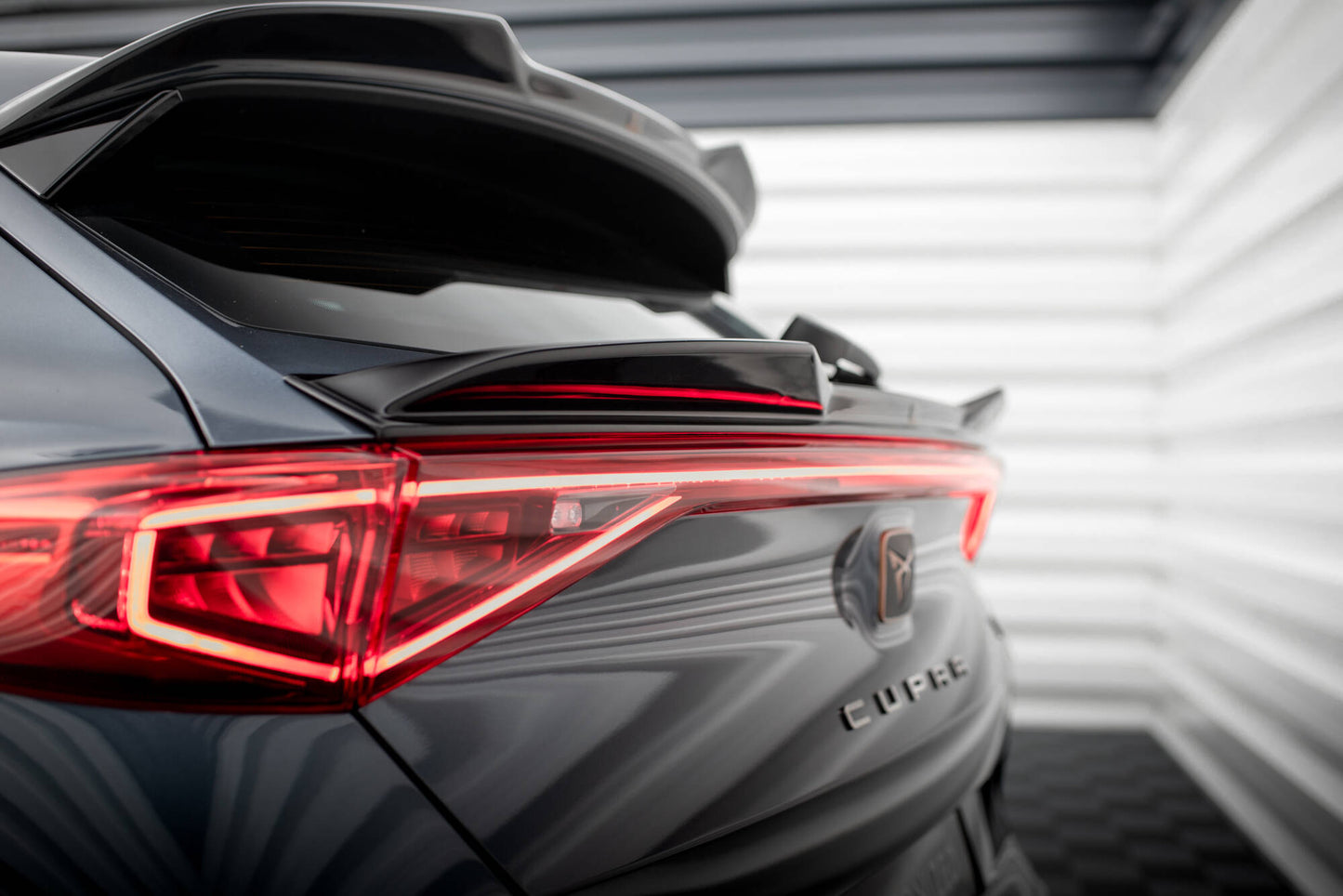 Maxton Niedriger Spoiler CAP für 3D Cupra Formentor Mk1 schwarz Hochglanz