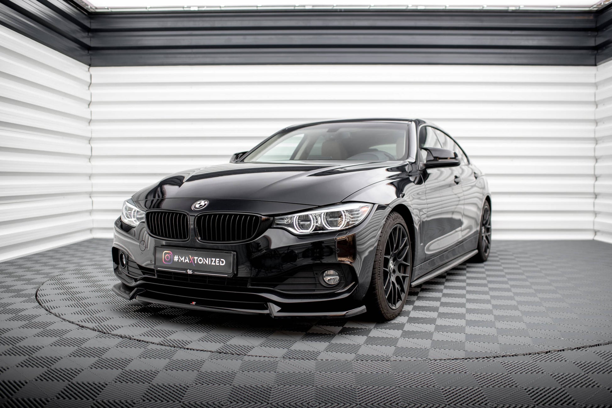 Maxton Front Ansatz V.2 für BMW 4er Coupe / Gran Coupe / Cabrio F32 / F36 / F33 schwarz Hochglanz