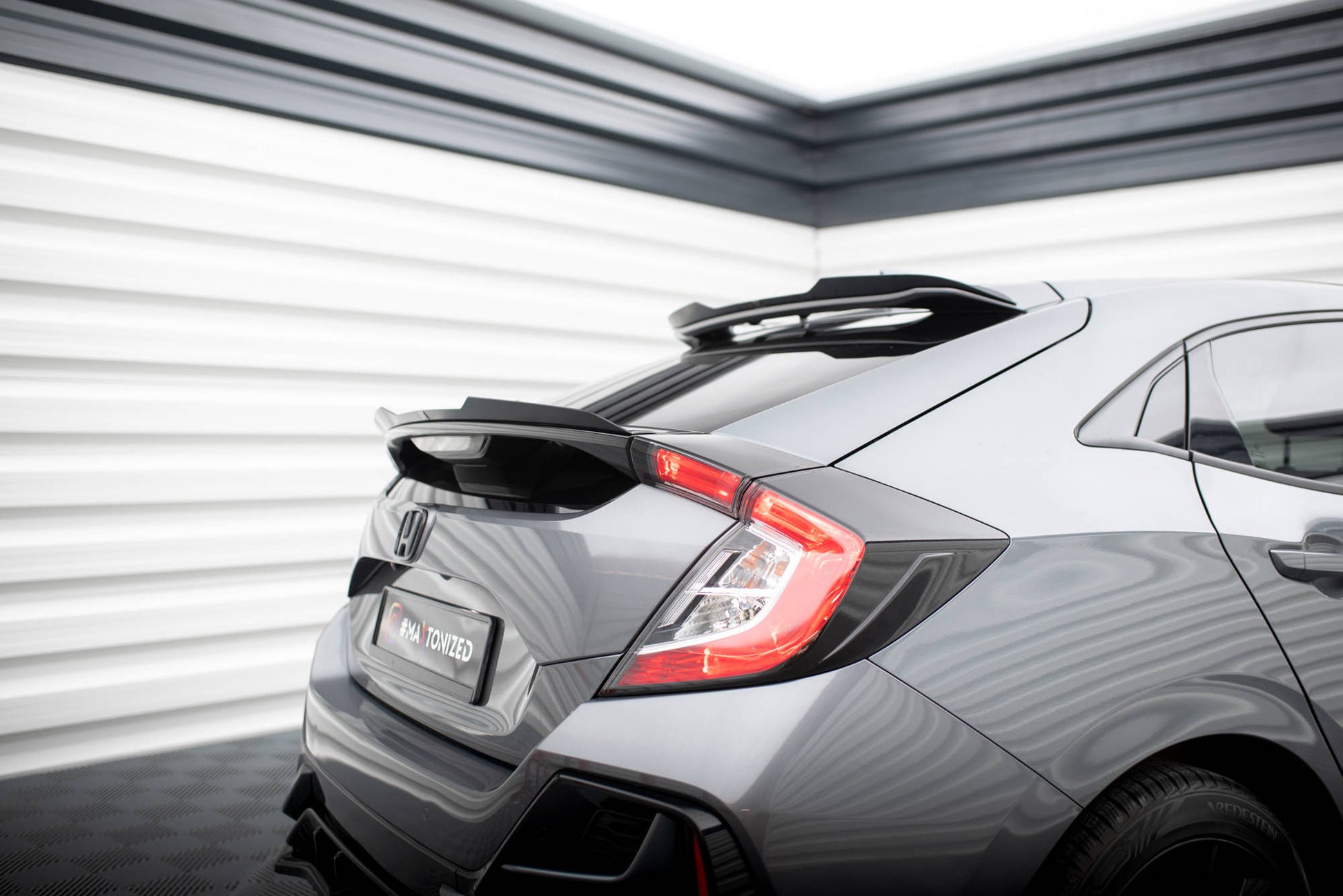 Maxton Niedriger Spoiler CAP für Honda Civic Sport Mk 10 schwarz Hochglanz