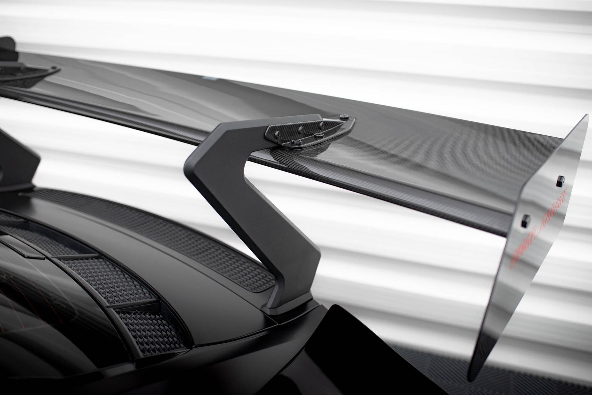 Maxton Carbon Fiber Spoiler Audi R8 Mk2 Facelift