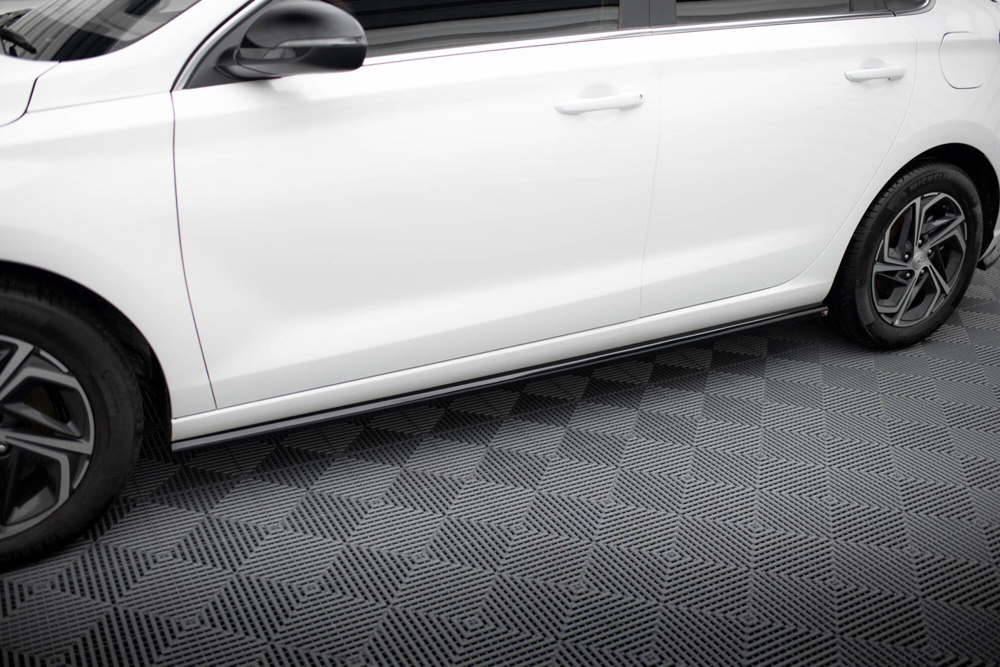 Maxton Seitenschweller Ansatz für Hyundai I30 Mk3 Facelift schwarz Hochglanz