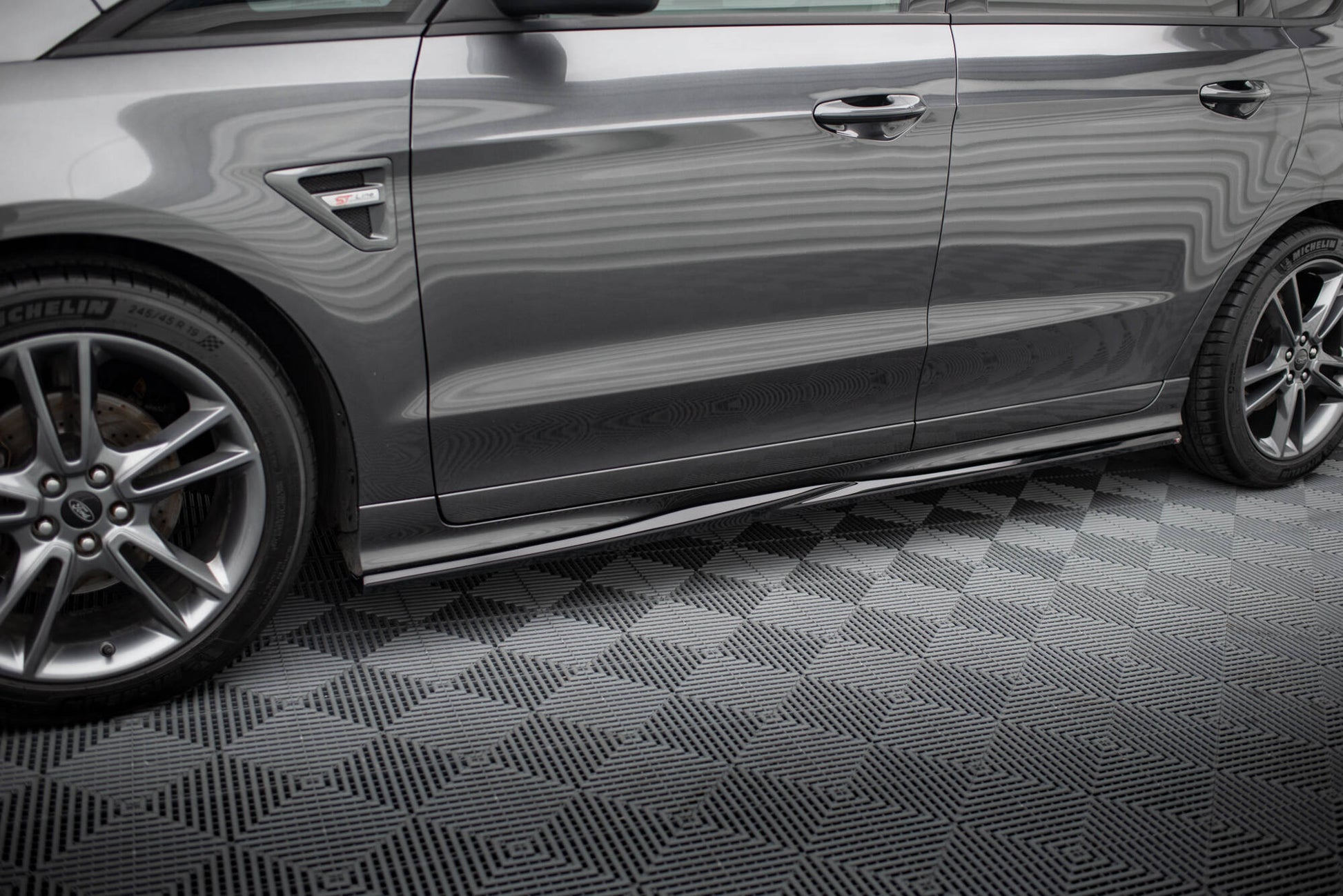 Maxton Seitenschweller Ansatz für Ford S-Max ST-Line Mk2 schwarz Hochglanz