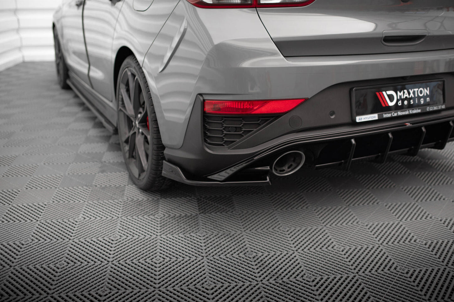 Maxton Heck Ansatz Flaps Diffusor V.6 für Hyundai I30 N Hatchback Mk3 Facelift schwarz Hochglanz