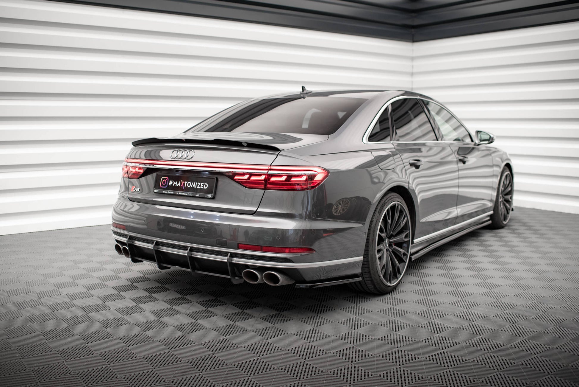 Maxton Street Pro Heckschürze für Audi S8 D5