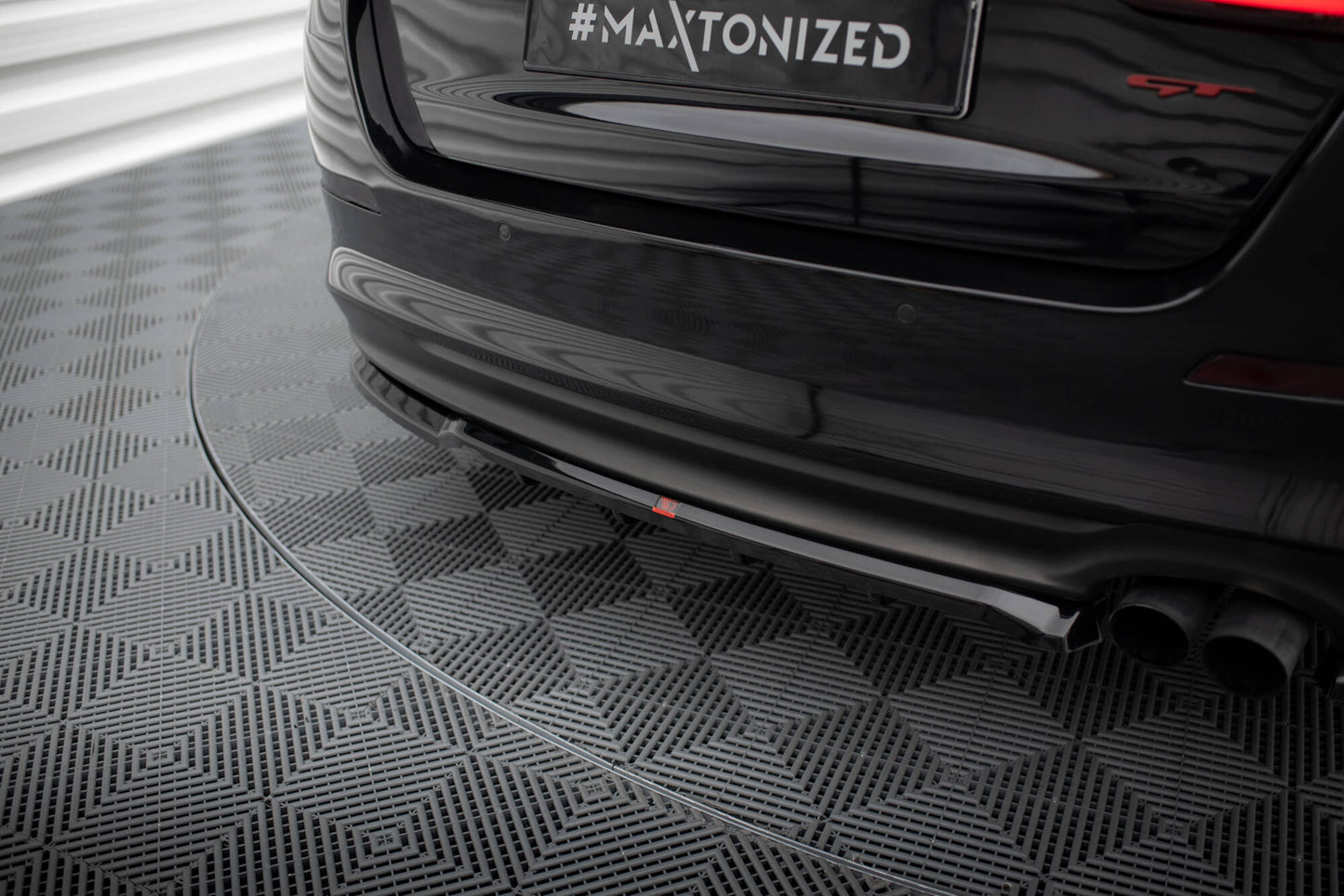 Maxton Mittlerer Diffusor Heck Ansatz DTM Look für Kia Optima Mk3 schwarz Hochglanz