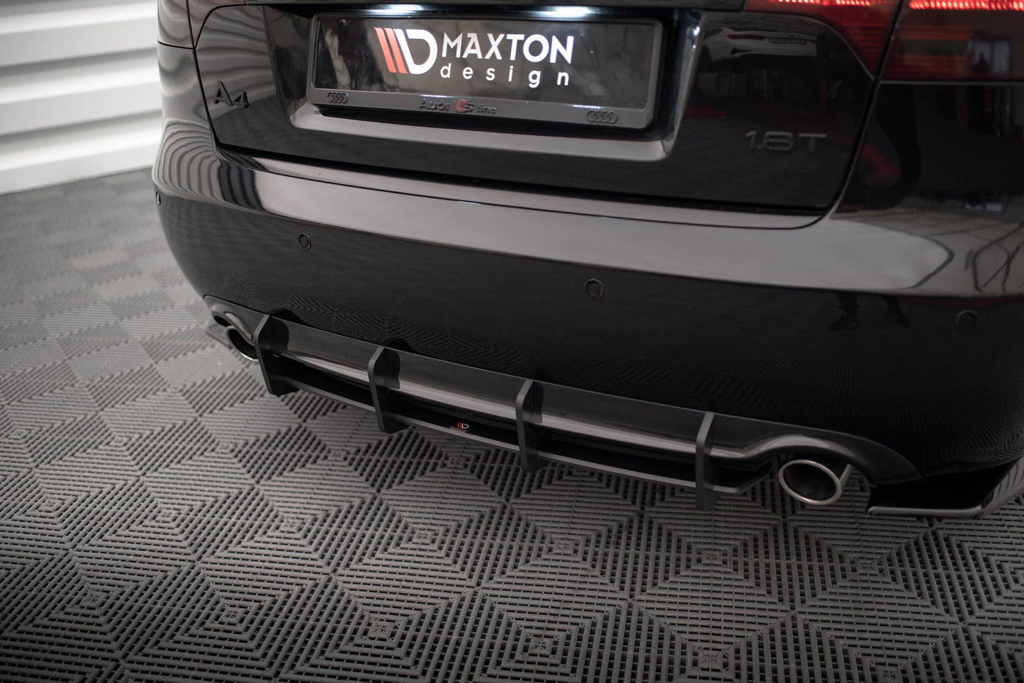 Maxton Street Pro Heckschürze für Audi A4 S-Line B7