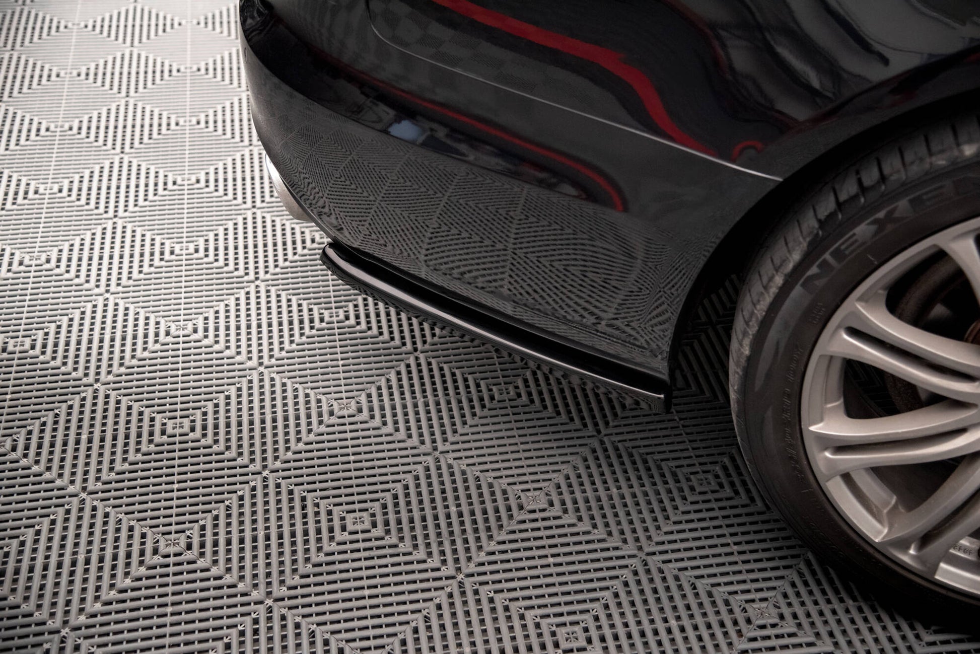 Maxton Heck Ansatz Flaps Diffusor V.2 für Audi A6 Avant C7 schwarz Hochglanz