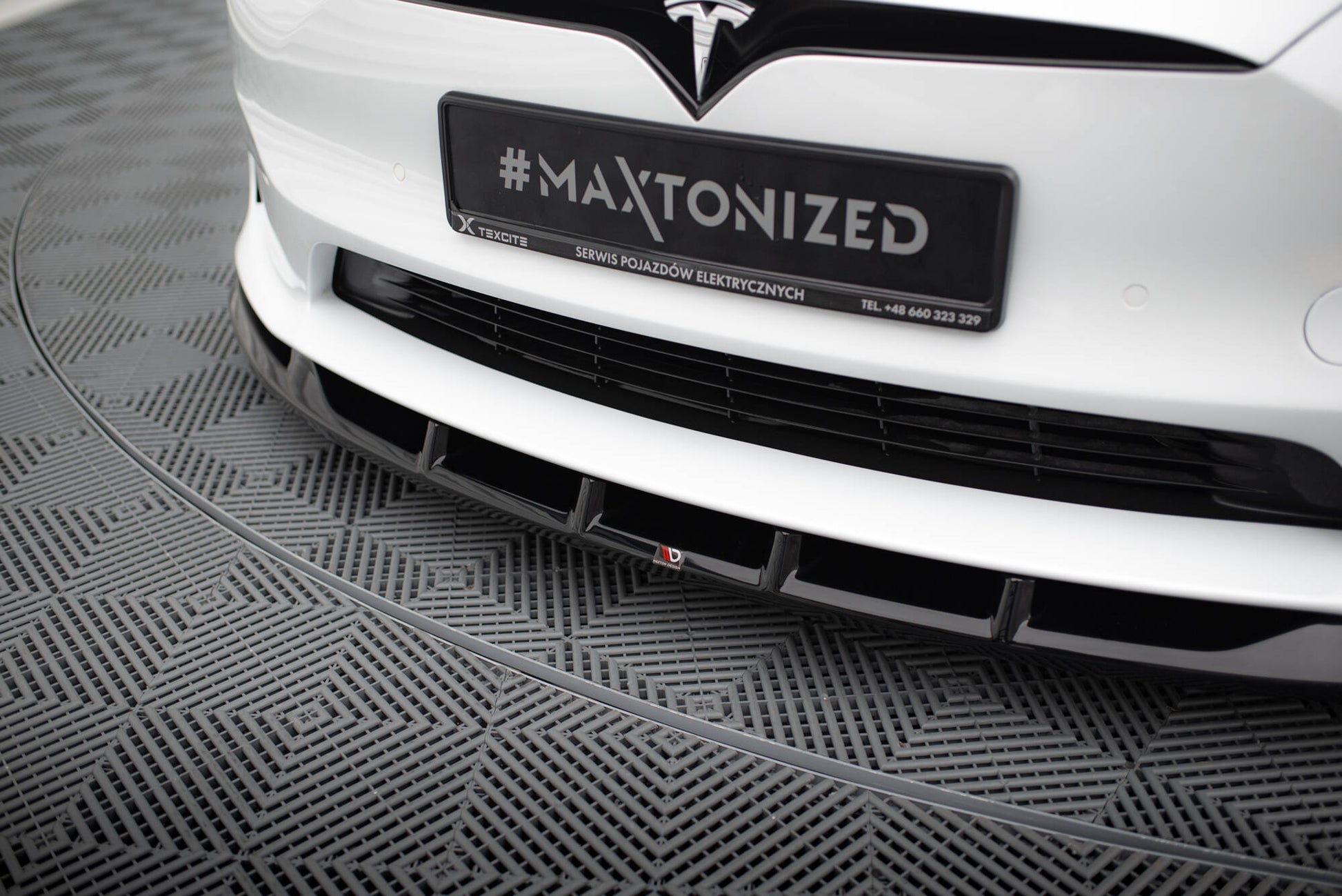 Maxton Front Ansatz V.3 für Tesla Model S Plaid Mk1 Facelift schwarz Hochglanz