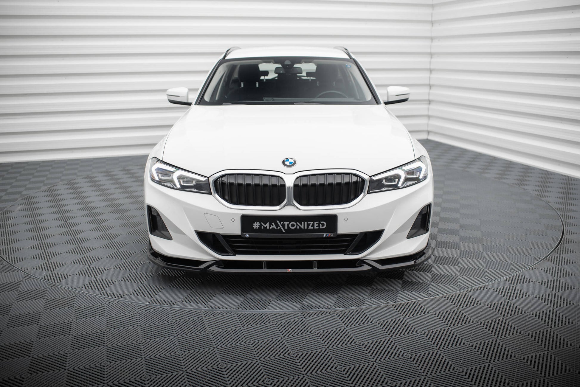 Maxton Front Ansatz für BMW 3er Limousine / Touring G20 / G21 Facelift schwarz Hochglanz