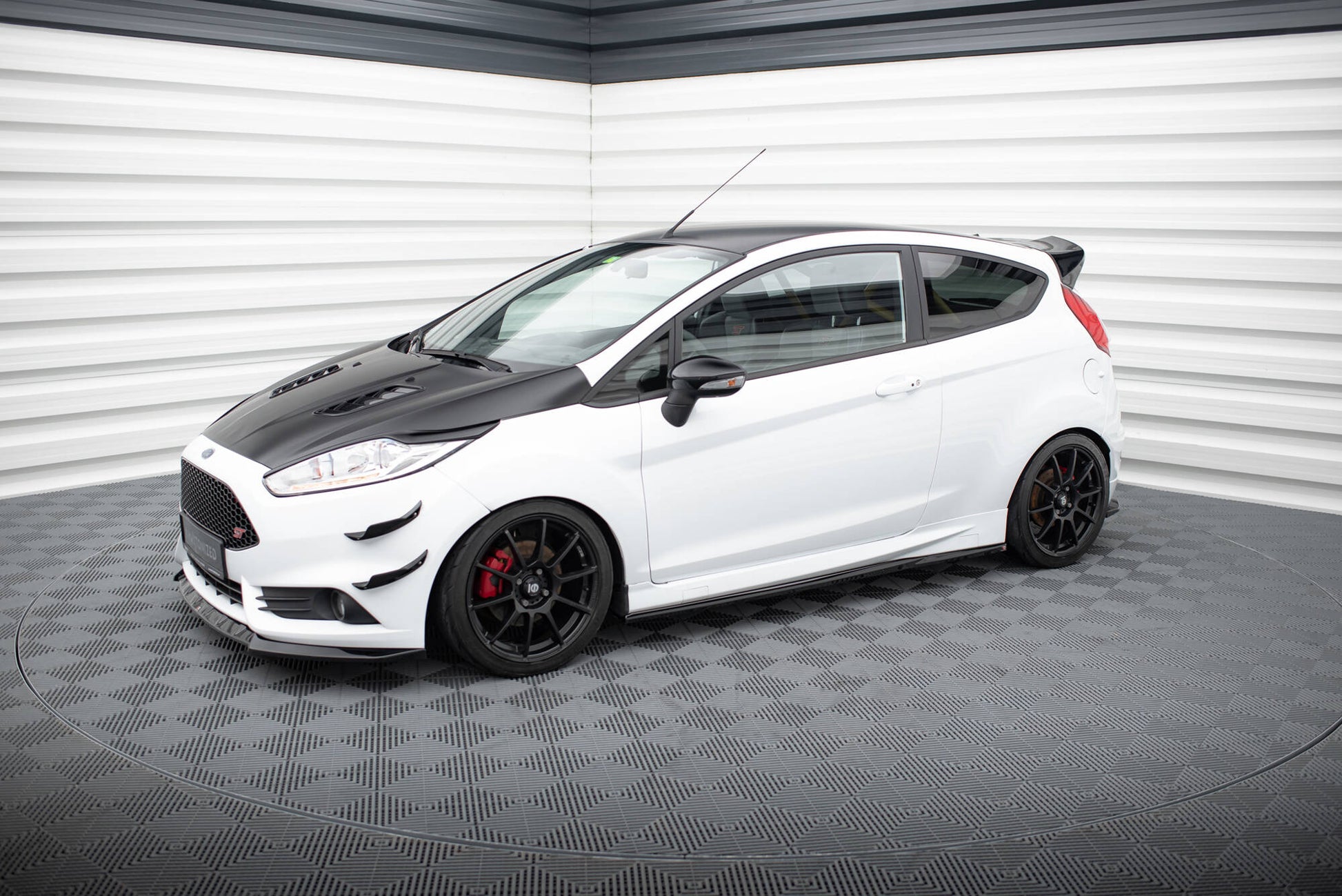 Maxton Seitenschweller Ansatz für V.4 Ford Fiesta ST / ST-Line Mk7 schwarz Hochglanz