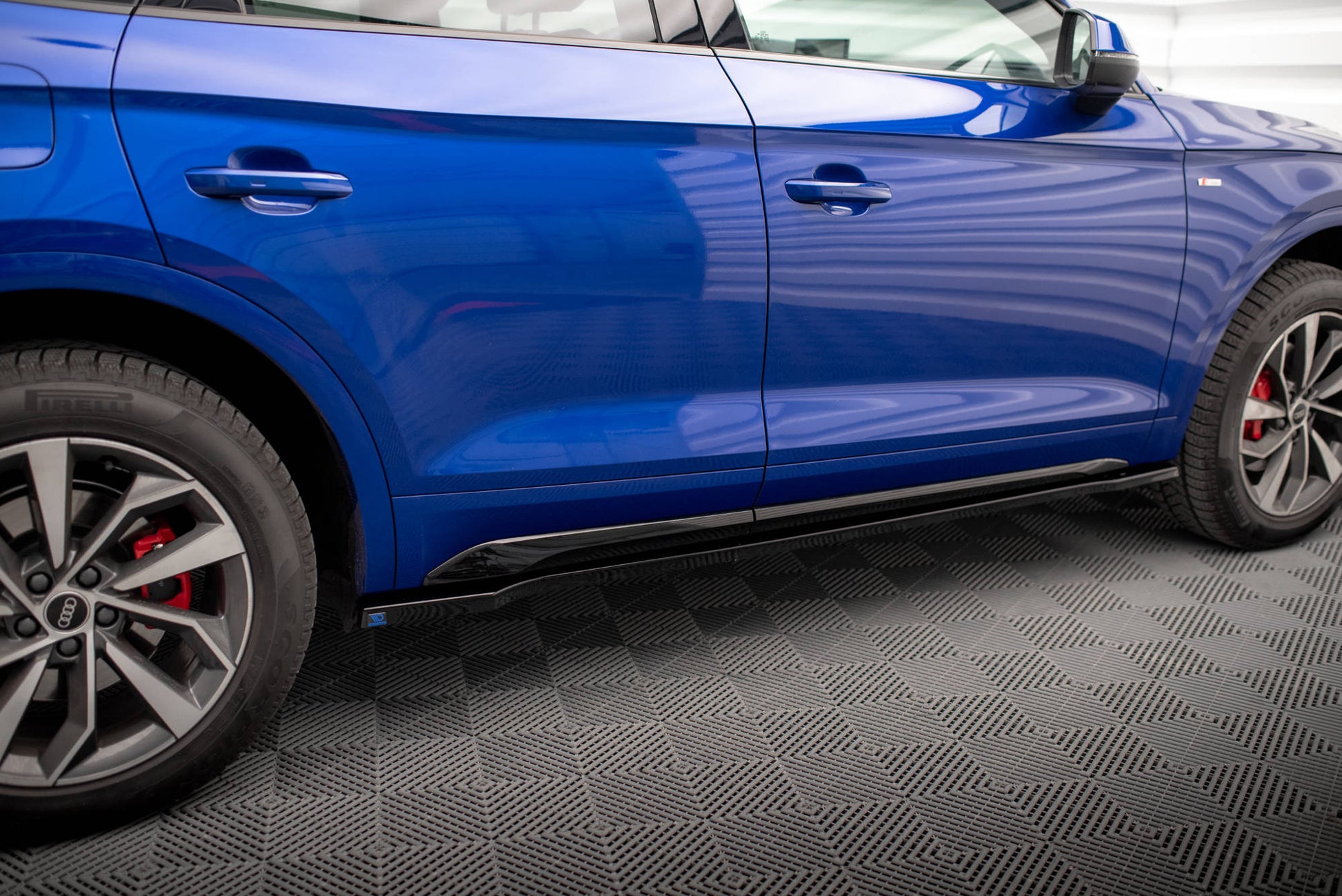 Maxton Seitenschweller Ansatz für Audi SQ5 / Q5 S-Line SUV / Sportback Mk2 Facelift schwarz Hochglanz